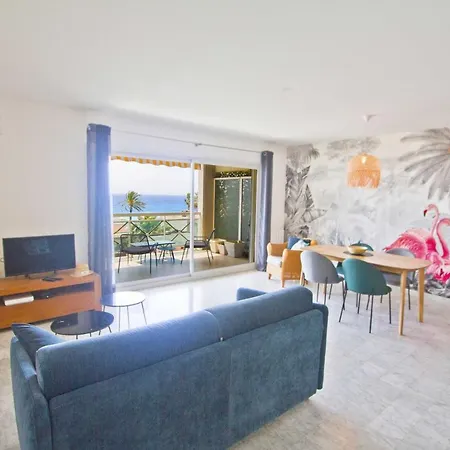 Luxury Sea Front Promenade Apartment
